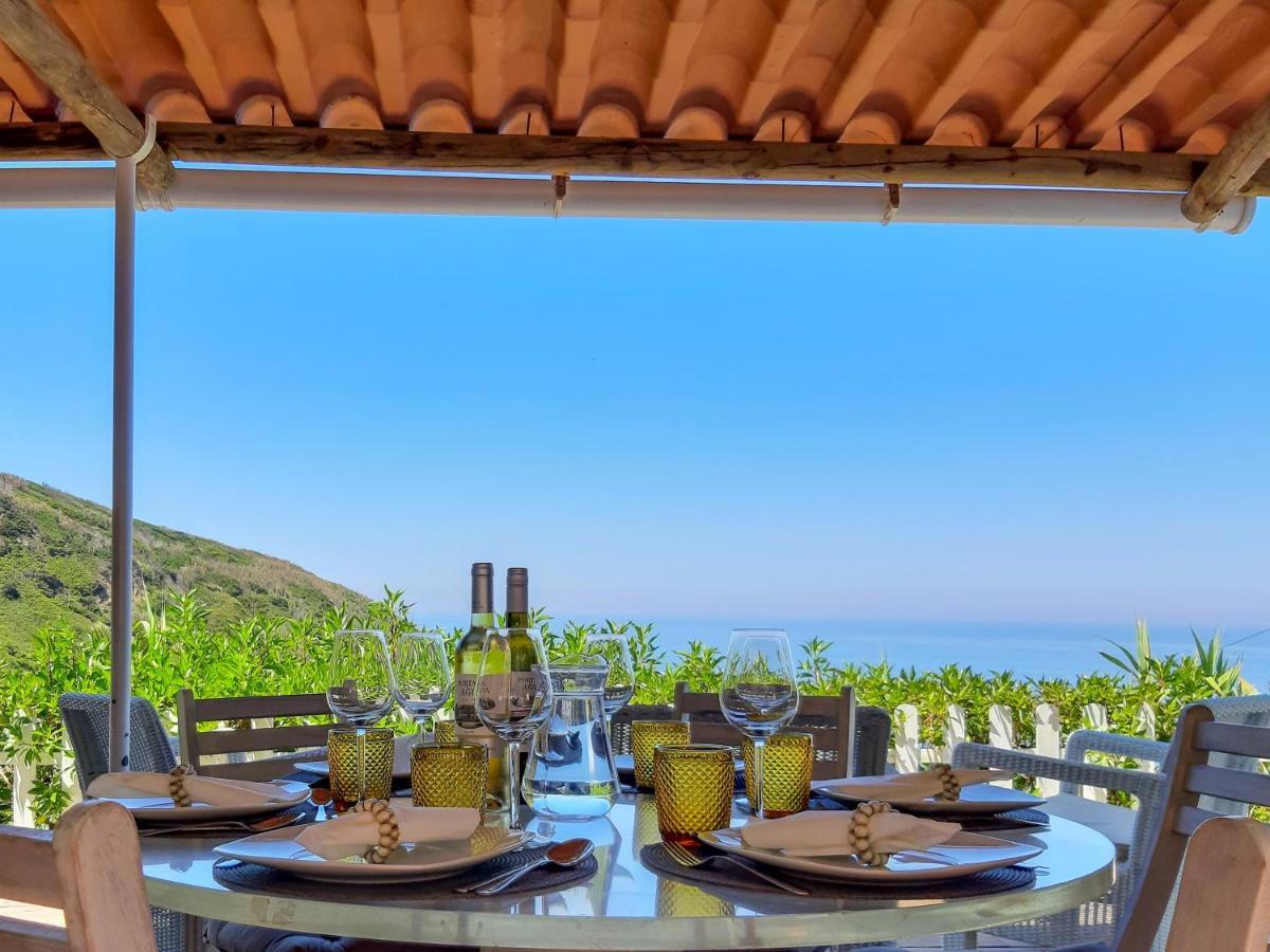 The Beachfront Casa Da Rampa Villa Синтра Екстериор снимка